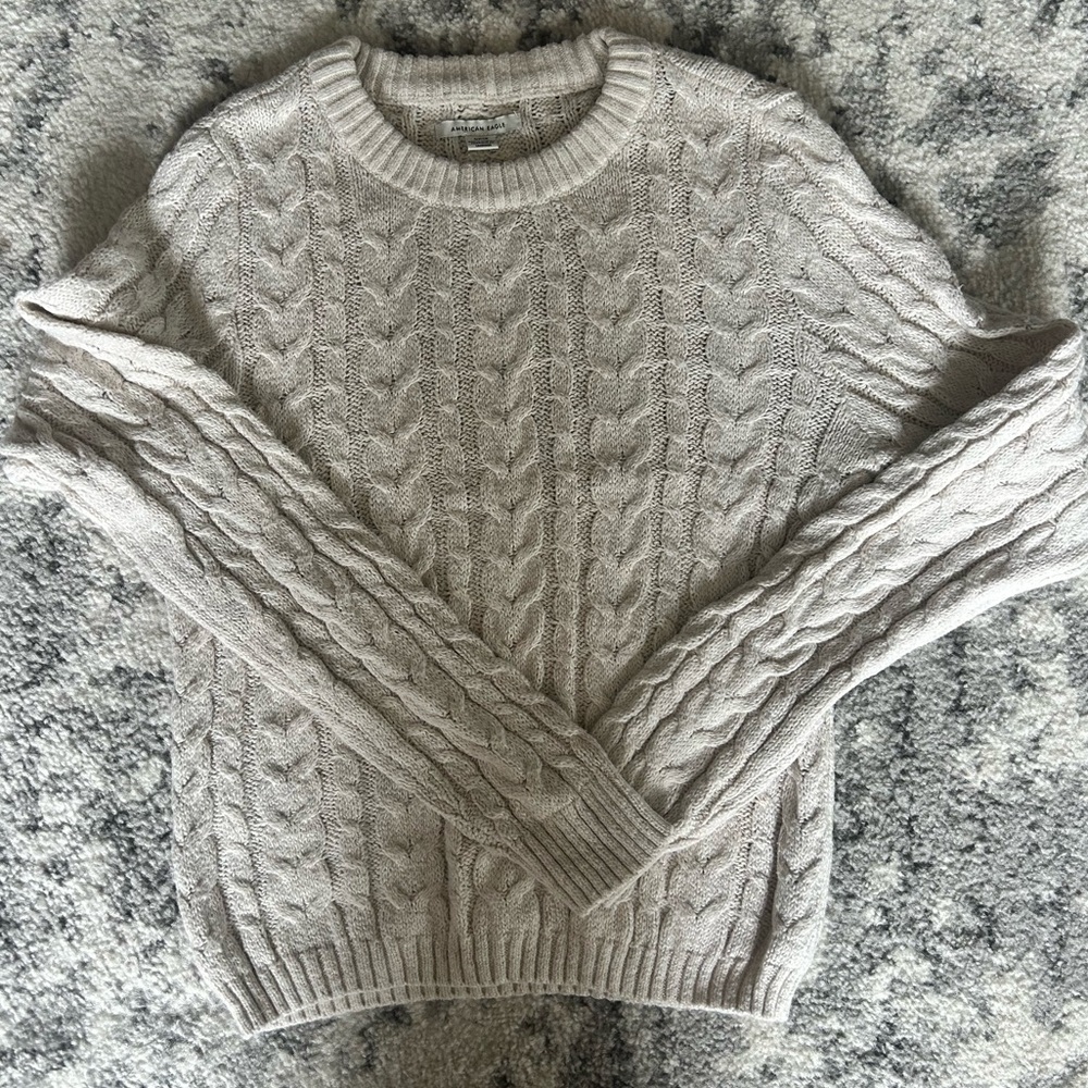 Cable Knit Sweater in Cream -AMERICAN EAGLE